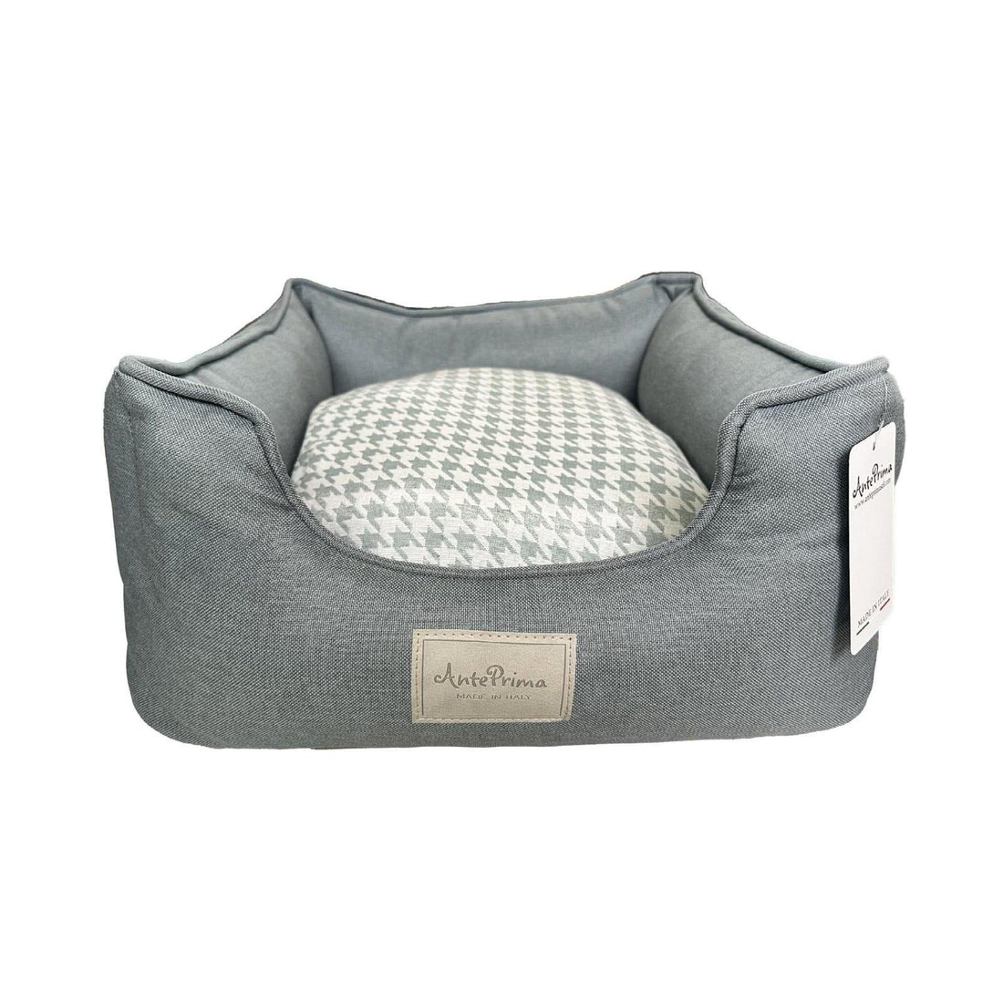 Cama-Yolande-PDP-de-AntePrima-color-Tyffany-Cama-de-calidad-para-perros-las-mejores-camas-para-caniches-Cama-Anteprima-Salvaterra.