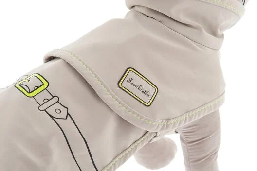 Impermeable Doodle Beige. ropa para caniche. impermeable de caniche toy. ropa de perro de ferribiella