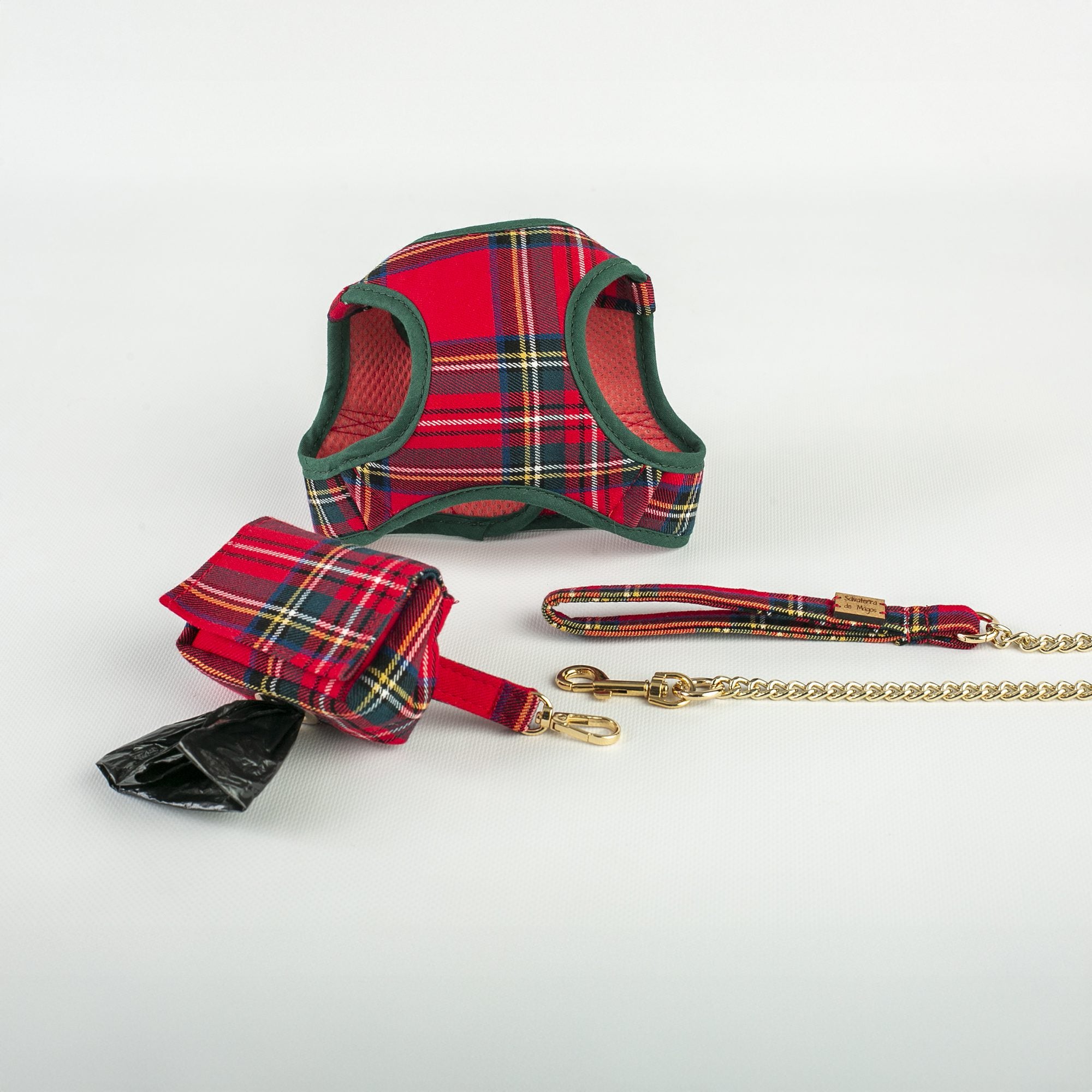 Conjunto Salvaterra de Arnes y Correa Escoces Rojo