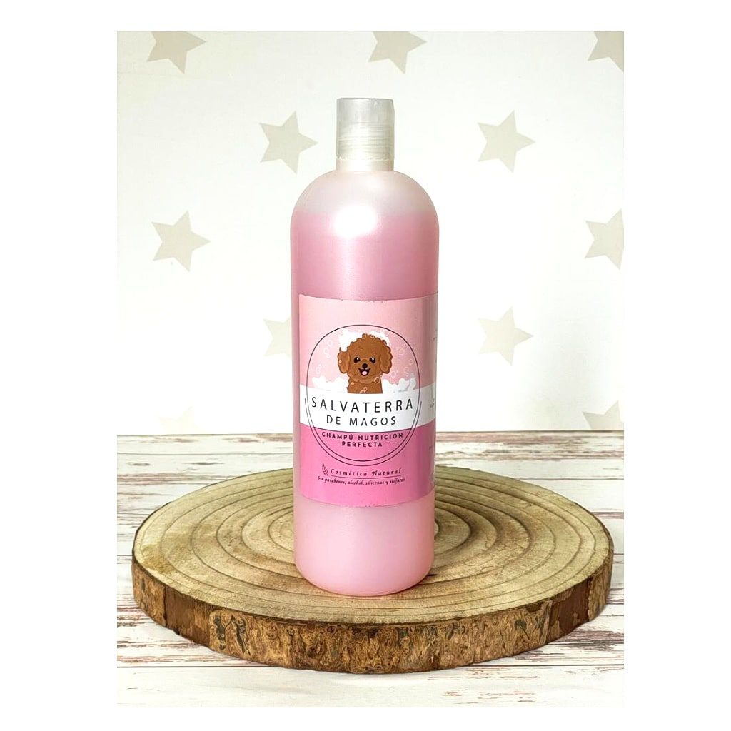 Champu-nutricion-perfecta.-champu-especial-para-caniche.-salvaterra-de-magos-criadores-de-caniches-toy-min